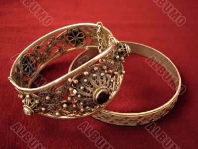 vintage bracelets