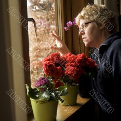 lonesome woman