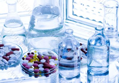 Laboratory glass
