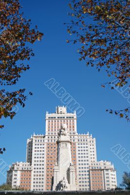 Statue in Madrid