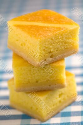 Vanilla cakes