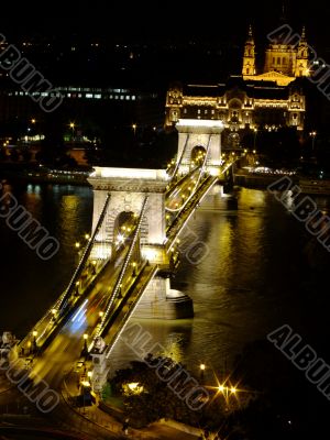 Sz&eacute;chenyi Chain Bridge in Budapest by night
