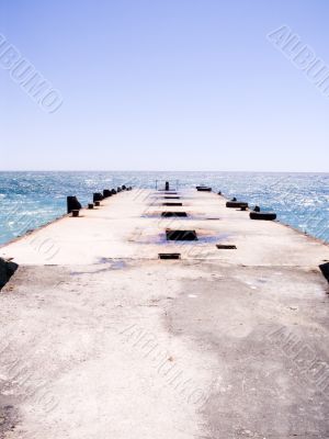 Sea pier