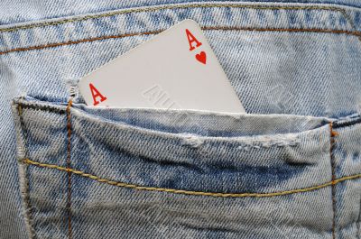 Hide trump - ace of hearts in pocket