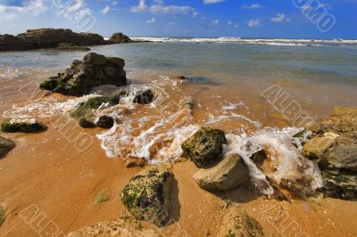 Foamy wave