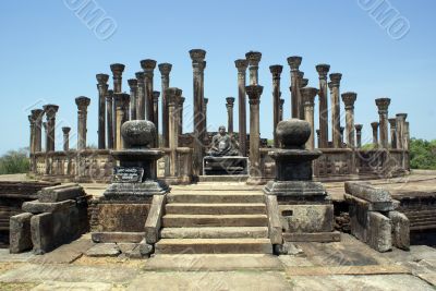 Vatadage Medirigirya