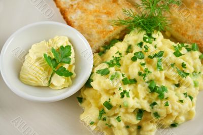 Scrambled Eggs With Butter And Toast