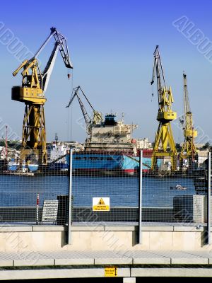 Dock Cranes