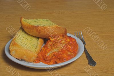 Lasagna and Garlic Bread