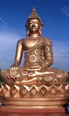 another golden buddha