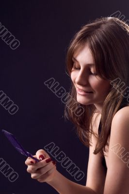 lady with mobile phone