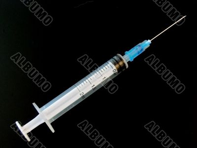 Medical syringe