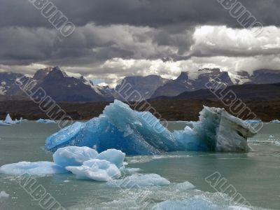Iceberg in lake Argentino.