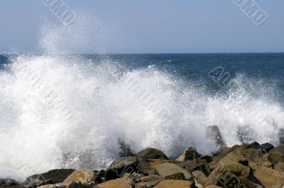 Bryzgi sea wave