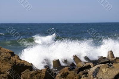 Bryzgi sea wave