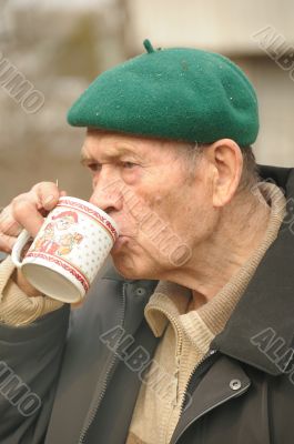  old men drinking