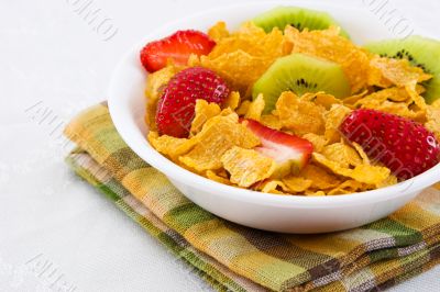 Corn Flakes with Strawberries and Kiwi Fruit