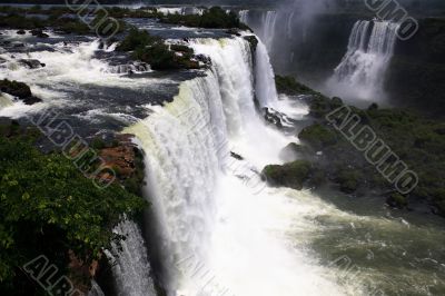 Iguassu (Iguazu; Igua