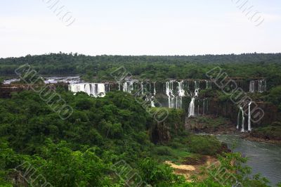 Iguassu (Iguazu; Igua