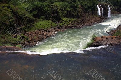 Iguassu (Iguazu; Igua