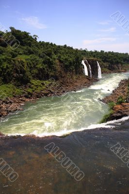 Iguassu (Iguazu; Igua