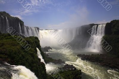 Iguassu (Iguazu; Igua