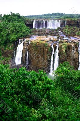 Iguassu (Iguazu; Igua
