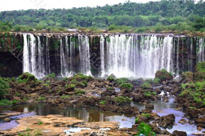 Iguassu (Iguazu; Igua