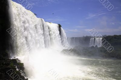 Iguassu (Iguazu; Igua