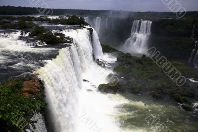Iguassu (Iguazu; Igua