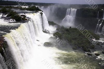 Iguassu (Iguazu; Igua