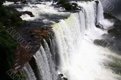 Iguassu (Iguazu; Igua