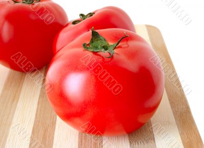 Vegetables on cutting board.