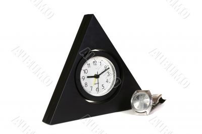 The triangular clock