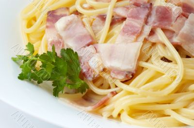 spaghetti with ham