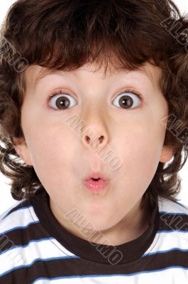 Child whit face of surprise