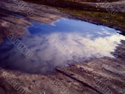 Sky in puddle