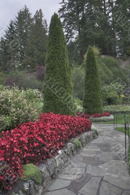 The path paved by a stone in a garden.