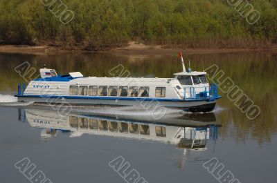 river motorboat