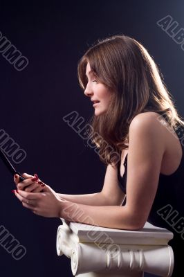 lady with mobile phone