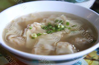 Wonton soup