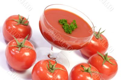Fresh tomato juice