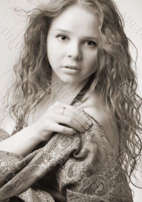model with long wavy hair
