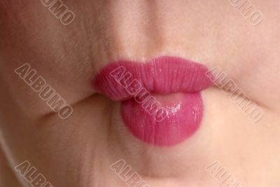kissing mouth