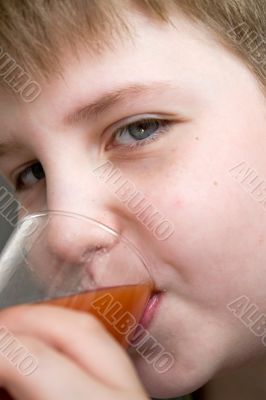 boy drinks juice