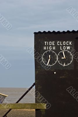 Tide clocks