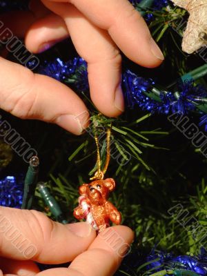 Making the Christmas tree