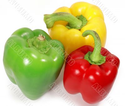3 colored paprikas
