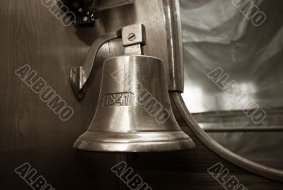 Ship bell