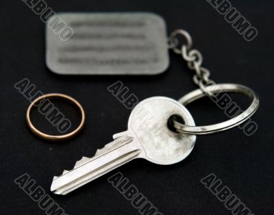 Key with trinket